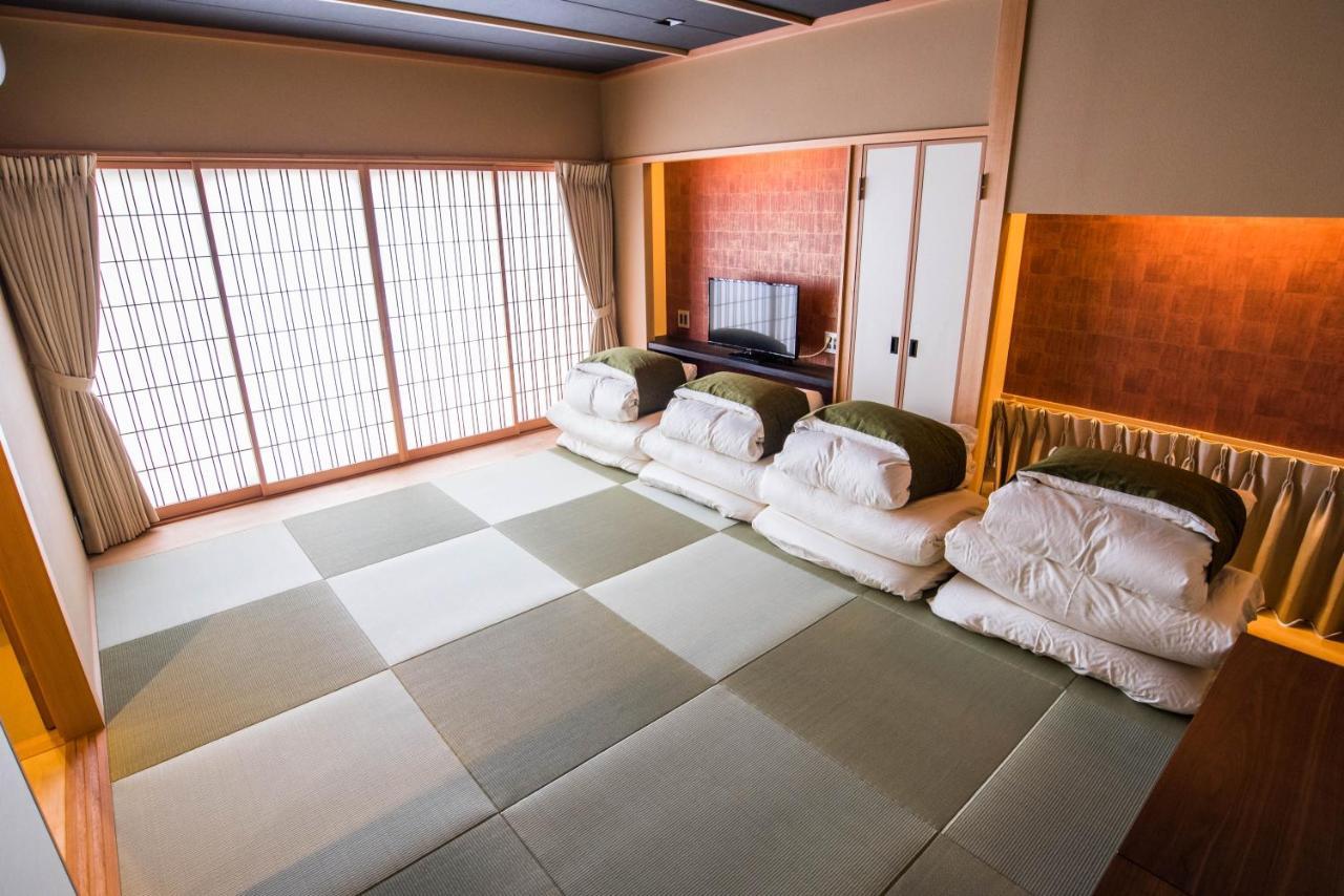 Suzuran Tengachaya Osaka Exterior photo